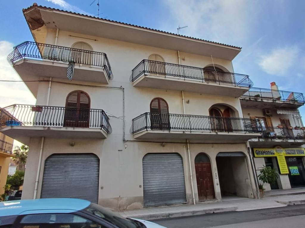 appartamento in vendita a Capo d'Orlando