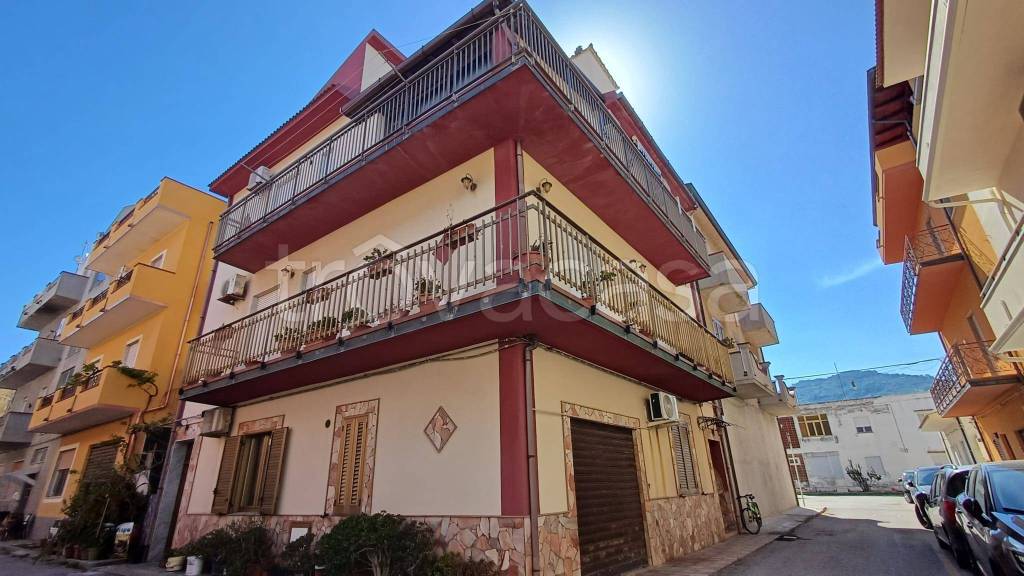 appartamento in vendita a Capo d'Orlando