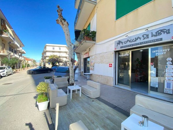 negozio in vendita a Capo d'Orlando