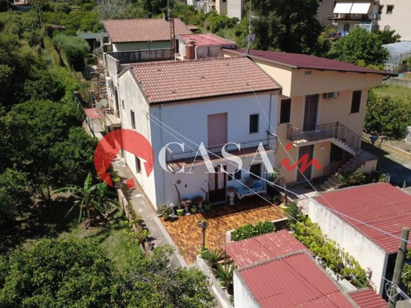 casa indipendente in vendita a Capo d'Orlando