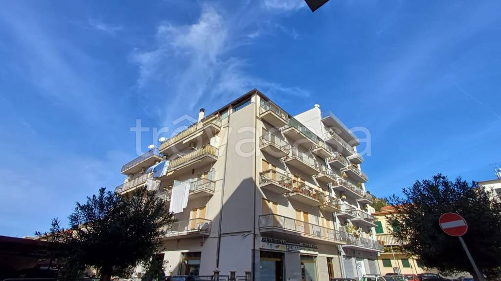 appartamento in vendita a Capo d'Orlando