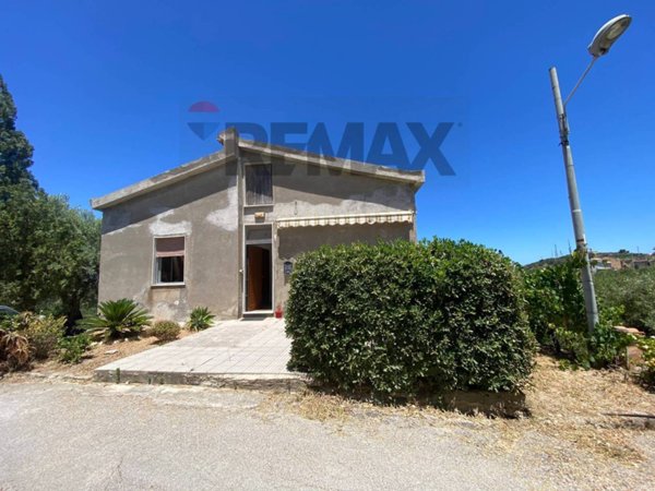 casa indipendente in vendita a Capo d'Orlando