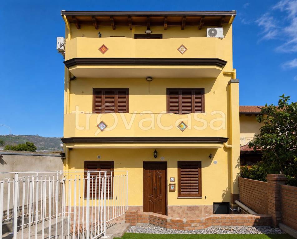 appartamento in vendita a Capo d'Orlando