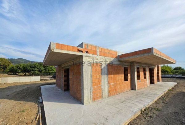 casa indipendente in vendita a Capo d'Orlando