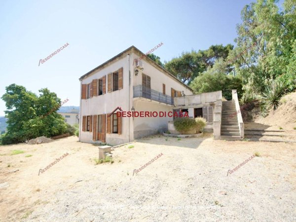 casa indipendente in vendita a Capo d'Orlando