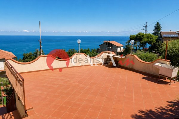 appartamento in vendita a Capo d'Orlando