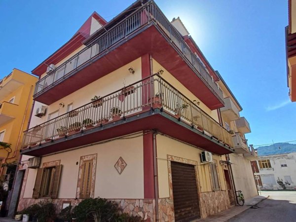appartamento in vendita a Capo d'Orlando