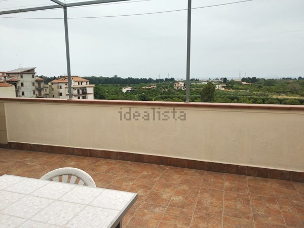 casa indipendente in vendita a Capri Leone