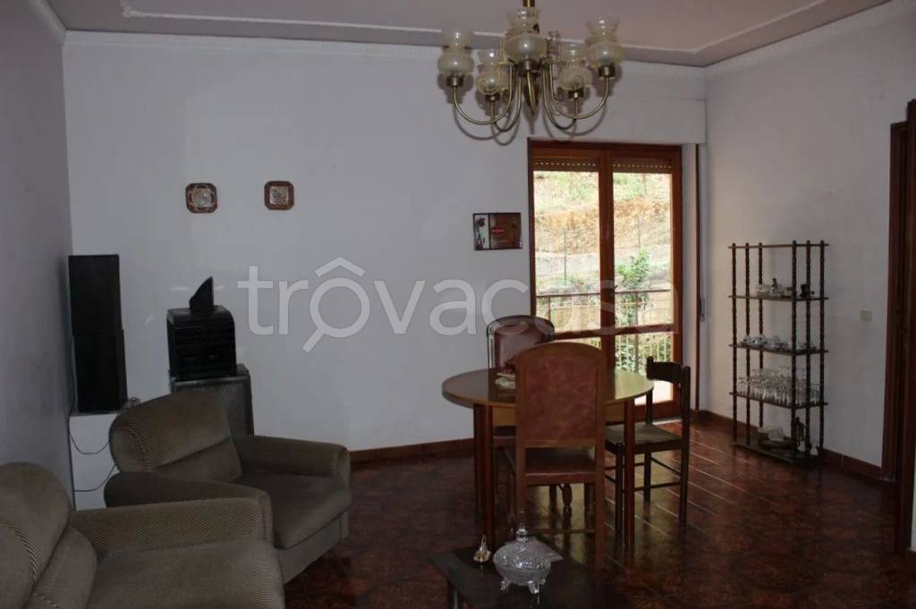 appartamento in vendita a Capri Leone