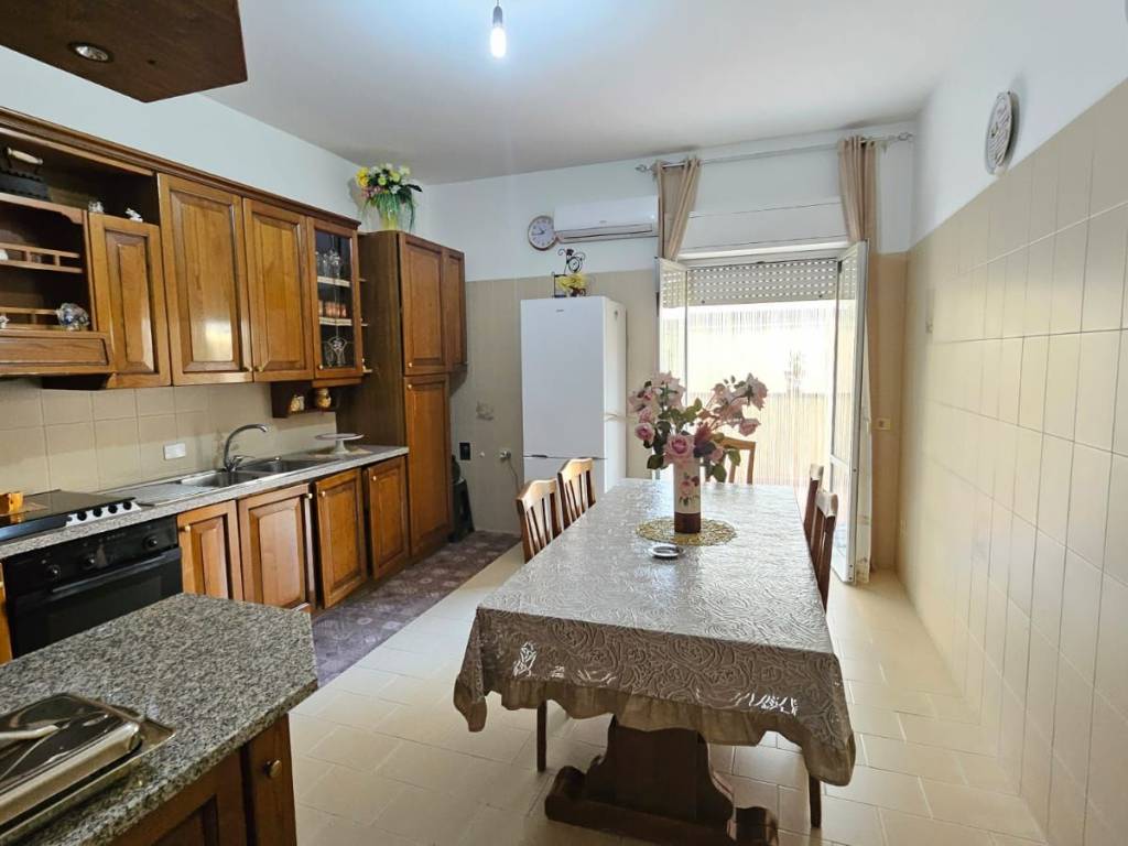 appartamento in vendita a Capri Leone