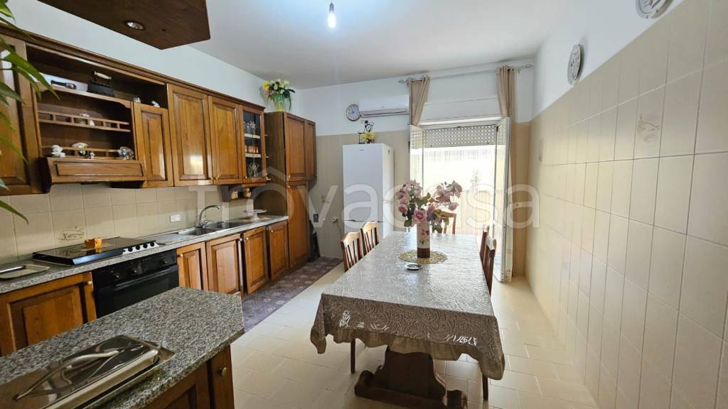 appartamento in vendita a Capri Leone