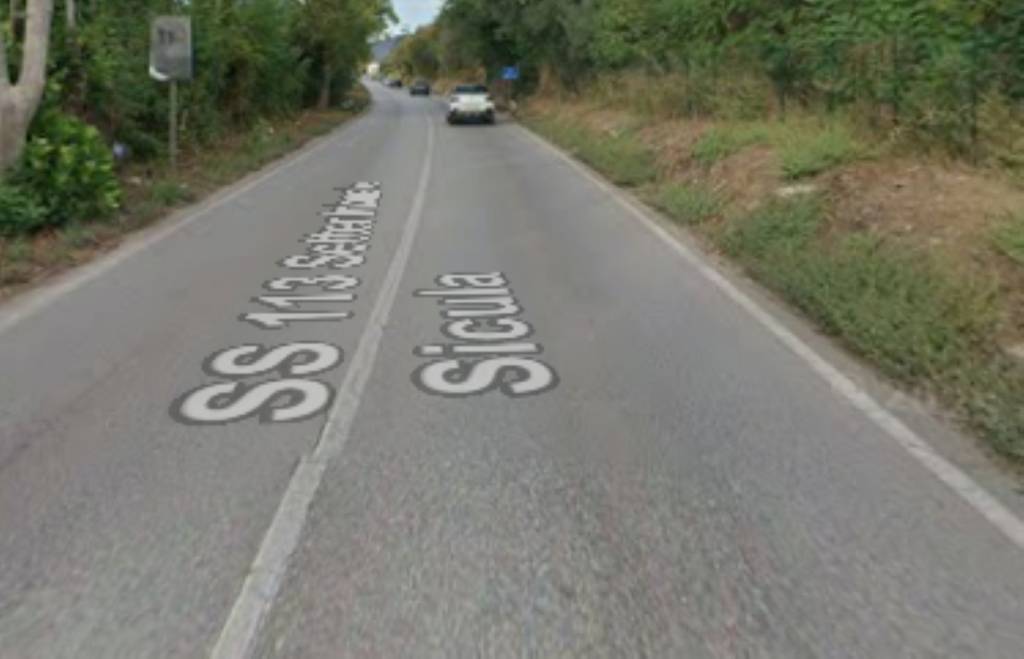 negozio in vendita a Capri Leone