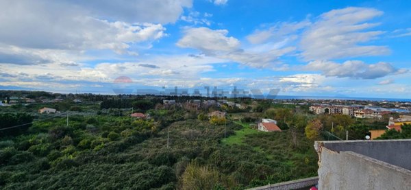appartamento in vendita a Capri Leone