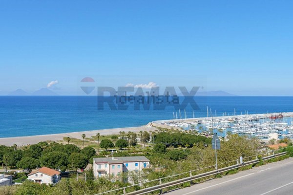 appartamento in vendita a Capri Leone