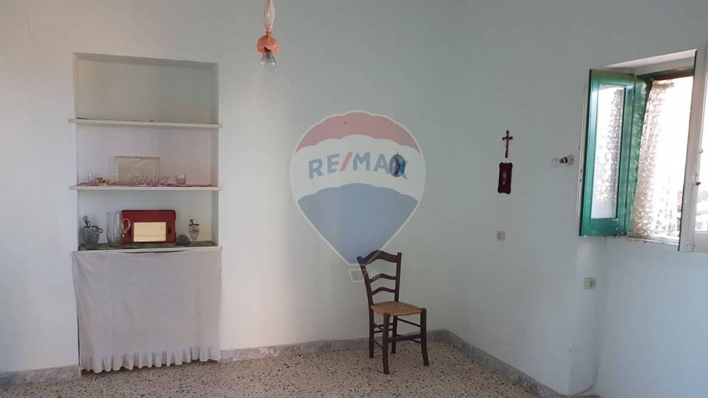 casa semindipendente in vendita a Caronia