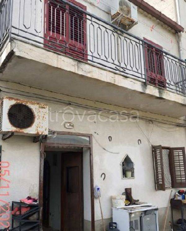 appartamento in vendita a Caronia