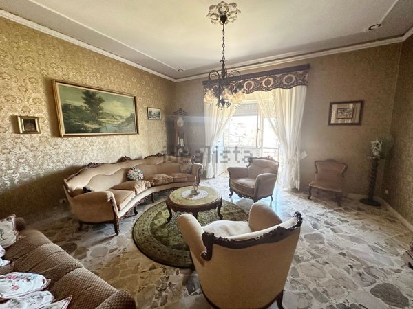 appartamento in vendita a Caronia