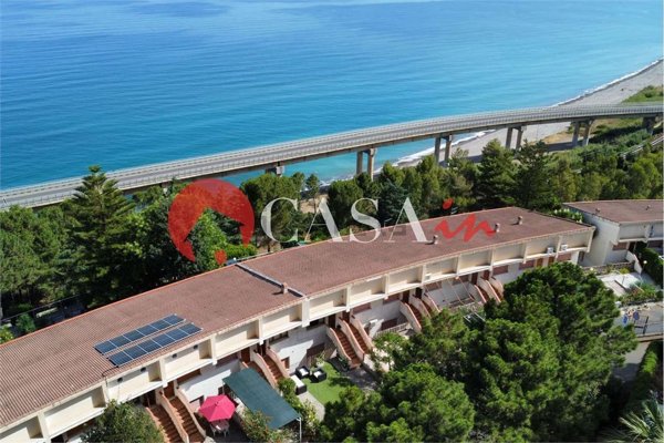 casa indipendente in vendita a Caronia in zona Torre del Lauro