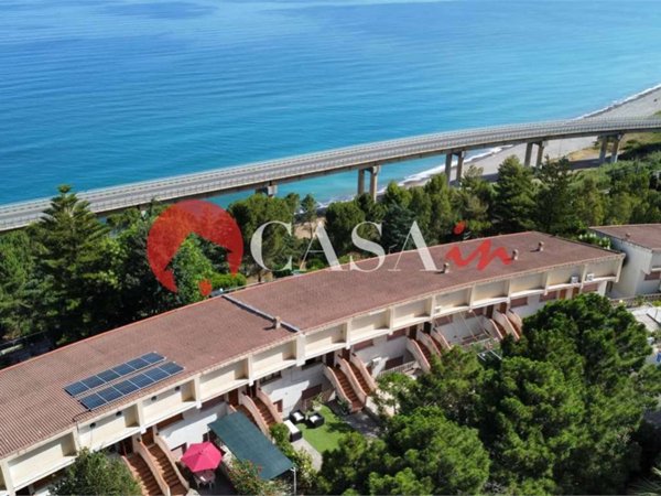 casa indipendente in vendita a Caronia