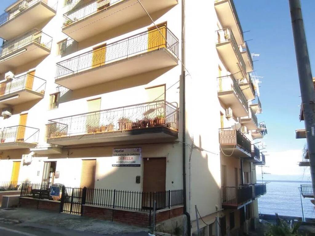 appartamento in vendita a Caronia