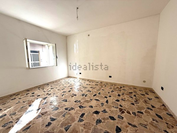 appartamento in vendita a Caronia in zona Marina di Caronia