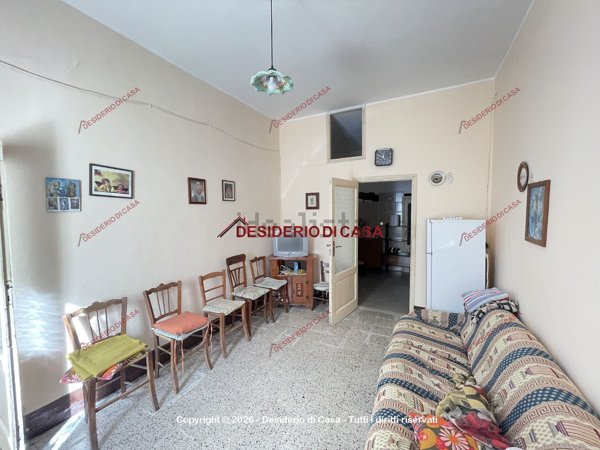 casa indipendente in vendita a Caronia