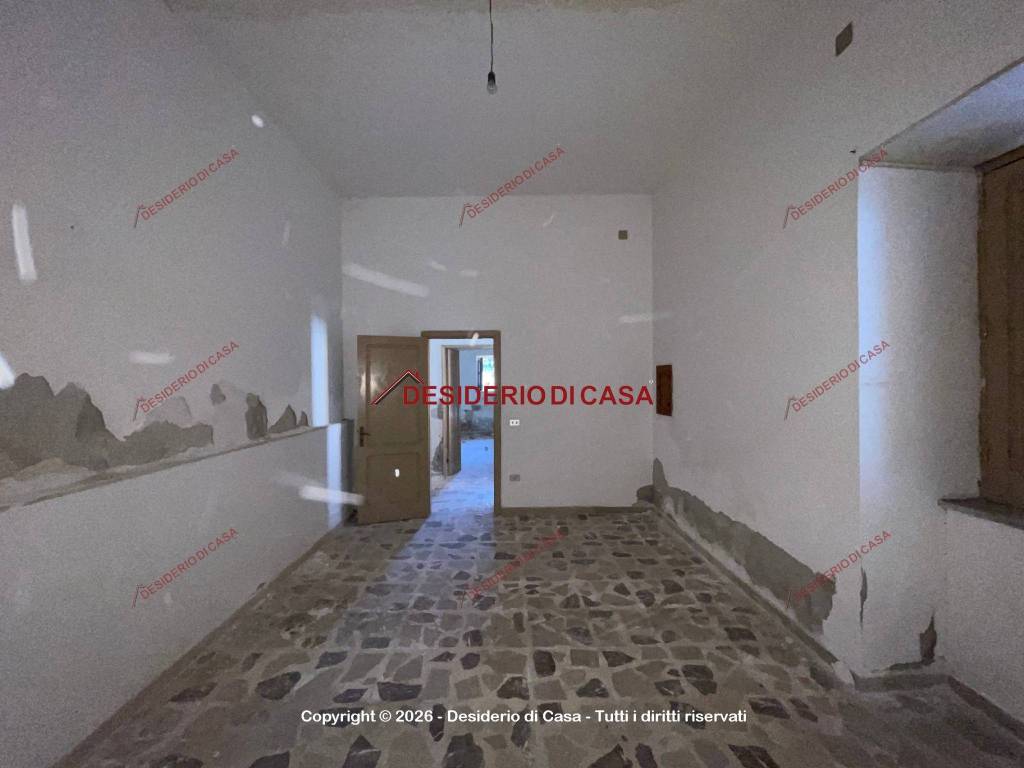 casa indipendente in vendita a Caronia in zona Marina di Caronia