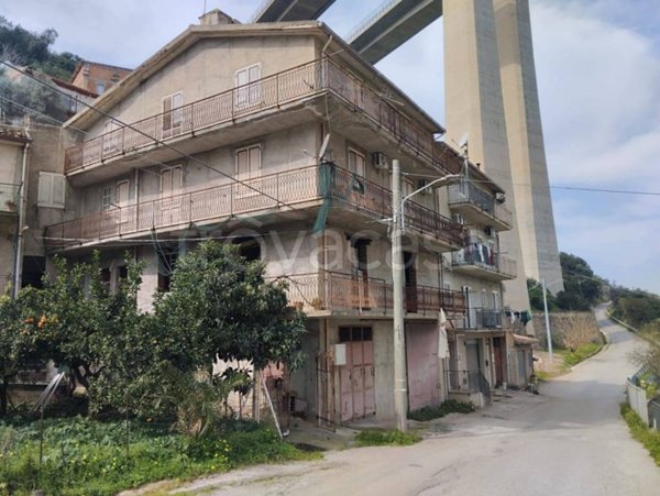 appartamento in vendita a Caronia in zona Canneto