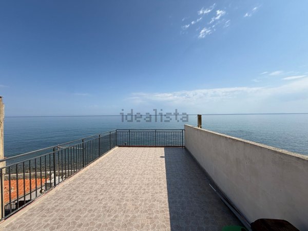 casa indipendente in vendita a Caronia