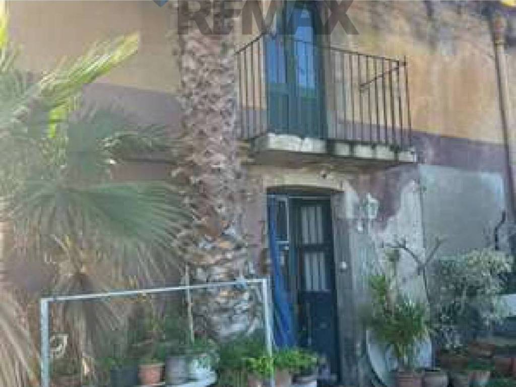 casa indipendente in vendita a Caronia in zona Marina di Caronia
