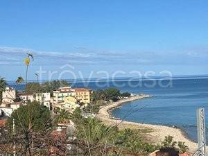 appartamento in vendita a Caronia in zona Marina di Caronia