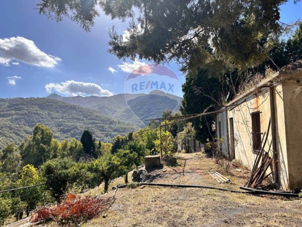 terreno agricolo in vendita a Casalvecchio Siculo in zona Mitta