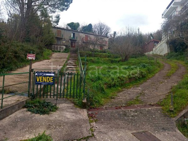 casa indipendente in vendita a Castell'Umberto in zona Vecchiuzzo