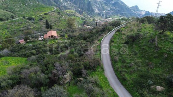 terreno agricolo in vendita a Castelmola
