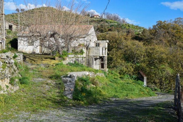 casa indipendente in vendita a Castelmola