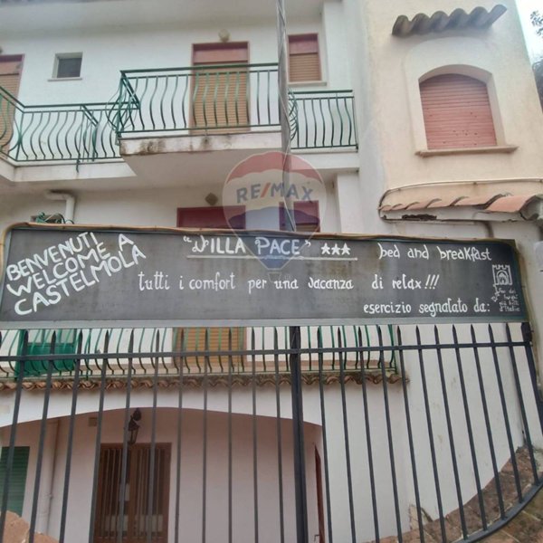 casa indipendente in vendita a Castelmola