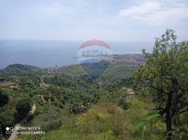 terreno agricolo in vendita a Castelmola