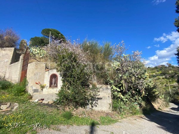 terreno agricolo in vendita a Castelmola