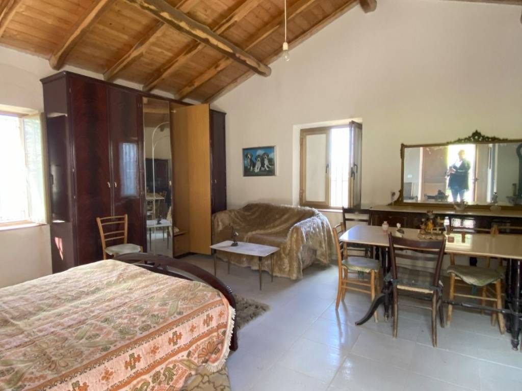 casa indipendente in vendita a Castelmola