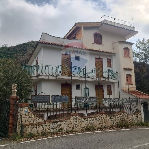 casa indipendente in vendita a Castelmola