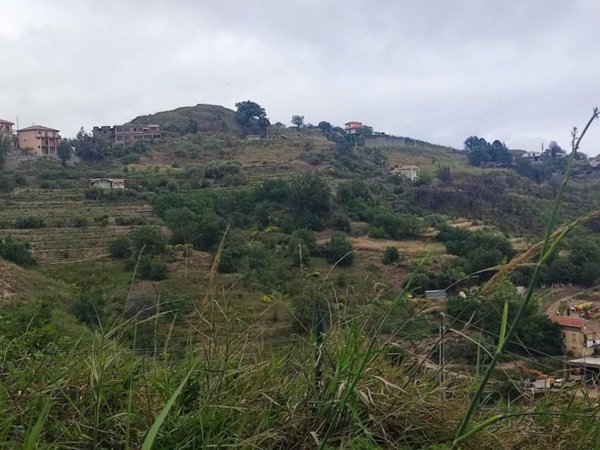 terreno agricolo in vendita a Castelmola
