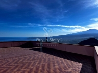 casa indipendente in vendita a Castelmola