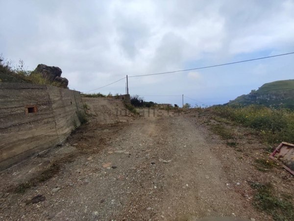 terreno edificabile in vendita a Castelmola