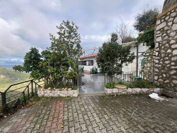 negozio in vendita a Castelmola