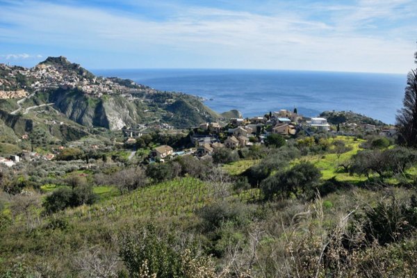 terreno in vendita a Castelmola