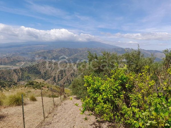 terreno in vendita a Castelmola
