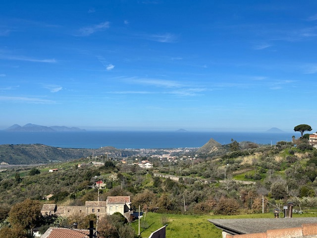 casa indipendente in vendita a Castroreale in zona Bafia