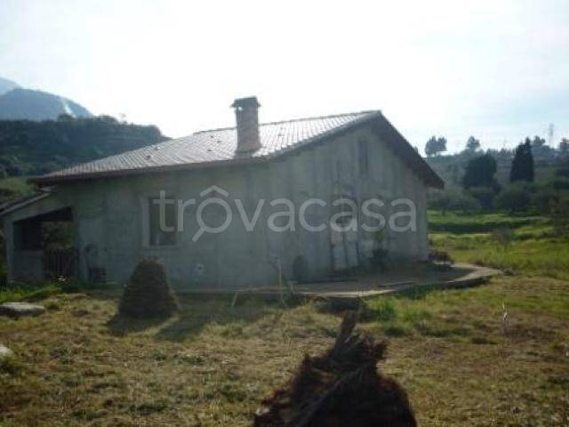 casa indipendente in vendita a Castroreale in zona Bafia