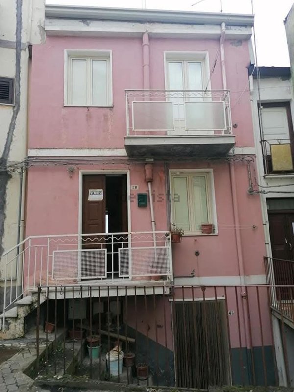 casa indipendente in vendita a Cesarò