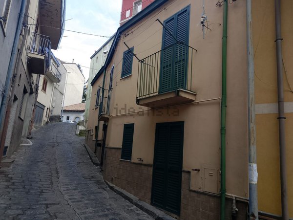casa indipendente in vendita a Cesarò